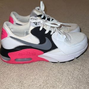 Nike Women's Air Max Sneakers White Pink Black